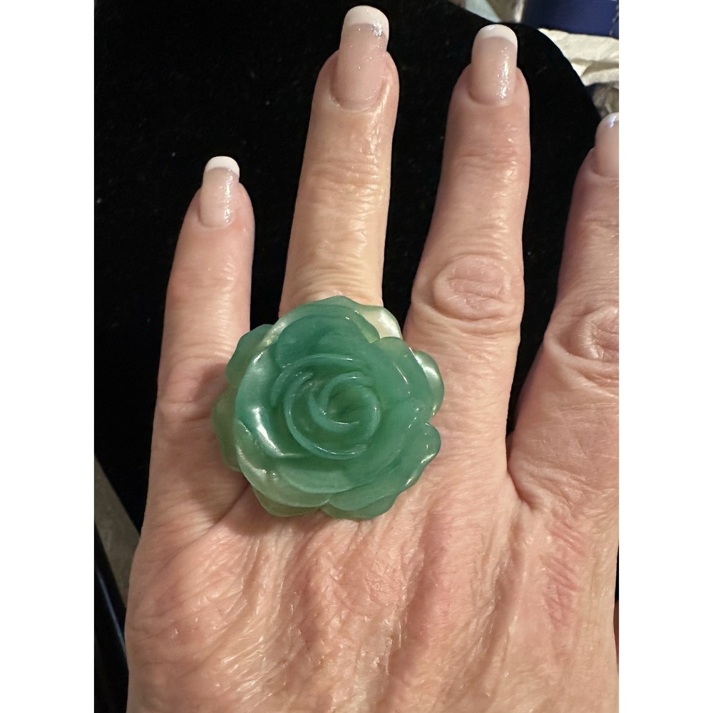 KJL Kenneth Jay Lane Green Acrylic Flower Ring Sz 6.75
